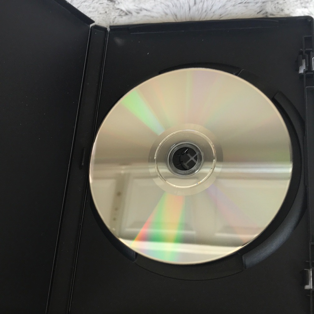 Dream Works Movie Trivia DVD Game /Quarantine Fun - Picture 3 of 4